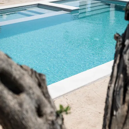Luxury Bianca With Pool * أوستوني
