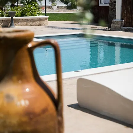 فيلة Luxury Bianca With Pool *